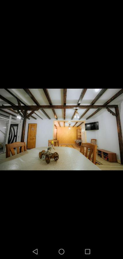 Casa Pietrosu Rodnei Hotel บอร์ชา ภายนอก รูปภาพ